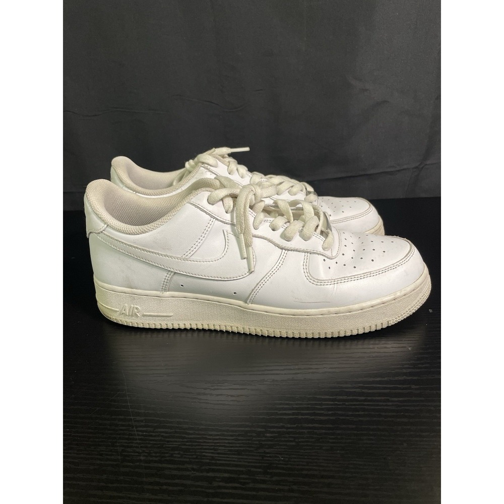 Nike Air Force 1 Low White Size 11 Mens AF1 Sneakers Leather Shoes - Not Cleaned